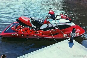 Vodný skúter Sea Doo RXP 215