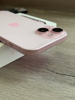 iphone 15 Pink