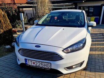 Ford Focus 2.0 TDCi  DSG  Titanum  110KW   / r.v.2015  / - 1