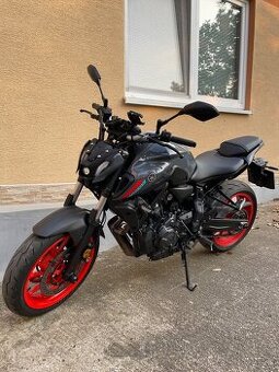 Yamaha MT07 - 1