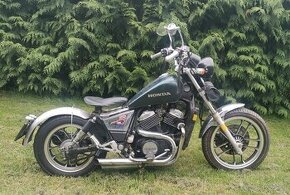 2345€ VYMENÍM Honda shadow po servise nový olej v motore a v