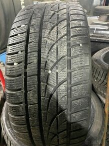 Zimne pneumatiky Hankook 235/40R18