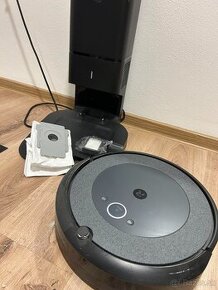 iRobot Roomba i3