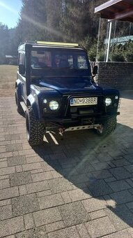 Land Rover Defender 90