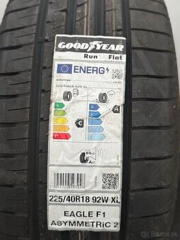 Goodyear 225/40 R18 92W XL RFT MO