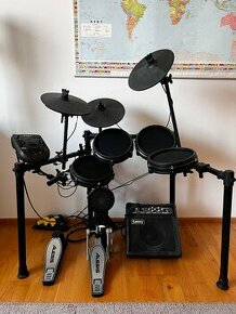 Elektrické bicie Alesis Nitro Mesh Kit + kombo Laney - 1