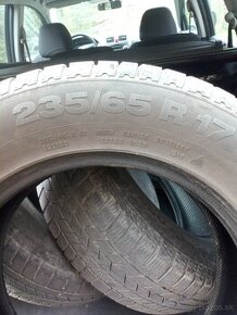 Zimné pneumatiky 235/65R17