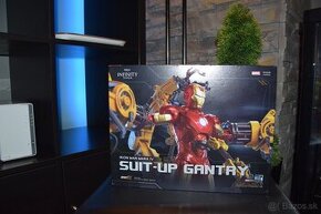 Iron Man Figurka LED