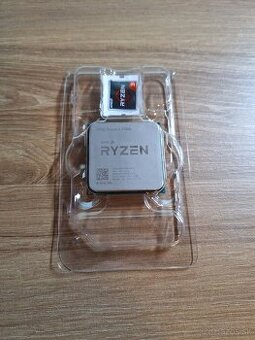 AMD Ryzen 3 3200G