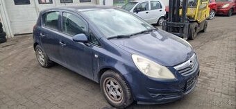 Lacno rozpredám Opel Corsa 2006-2014 na náhradné diely