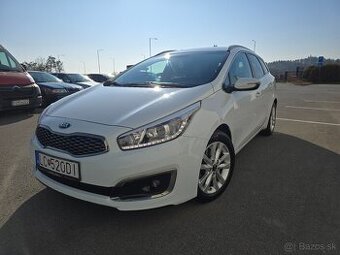 KIA CEED 1,6 CRDI, GOLD, NAFTA, Prvý MAJITEĽ, 246 600 KM