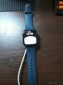 Apple Watch SE 44mm - 1