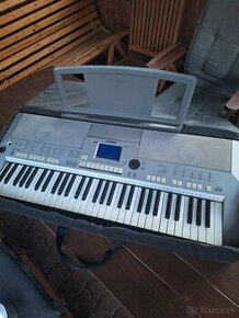 Yamaha psr s 500