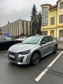 PEUGEOT 208 GT Hybrid 136 e-DCS6