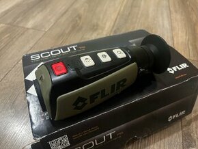 Termovizia Flir scout ps 32