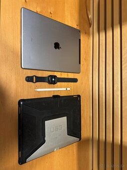 iPad Pro (gen.1) s obalom + Apple Pen + Apple Watch Series 5