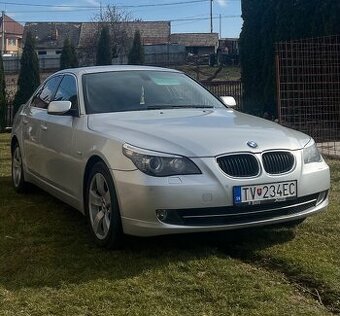 BMW E60 nárazník Lci - 1