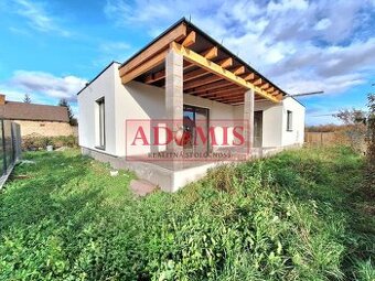 predáme nadštandardný 4izbový bungalov 160m2, kompletné IS, 