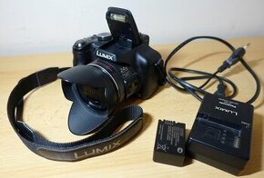 Suprezoom Panasonic Lumix FZ 150, Full HD video, stereo