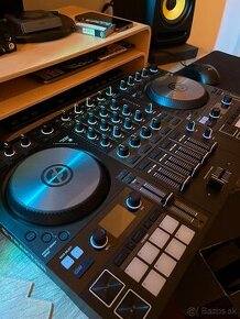 TRAKTOR KONTROL S4 MK3 + UDG case