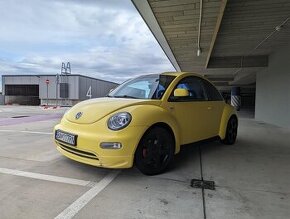 VW New Beetle (bumblebee) - 1