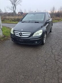 Mercedes b