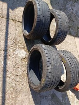 Michelin  225/40ZR 18 - 1