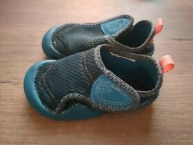 Detská obuv do vody Decathlon velk. 14 cm