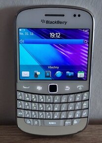 Predám mobil Blackberry Bold 9900