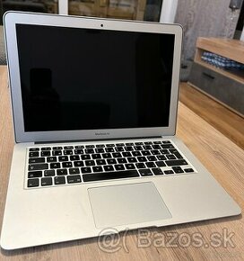 Macbook Air 13 (2017) - 1