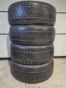 Zimné Pneu Vredestein Wintrac ExtremeS 275/50 R20 - 1