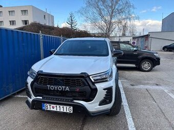 Toyota Hilux GR