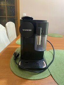 Kávovar Nespresso De'Longhi Latissima