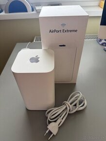 Apple Airport Extreme router