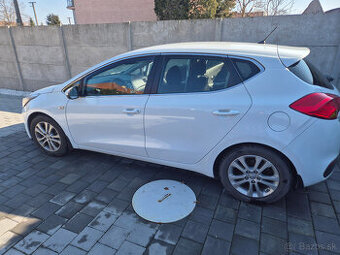 KIA CEED 1.6 GDI benzin