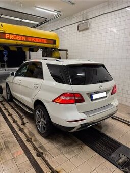 Mercedes Benz ML 250 BLUETEC 4matic 2012