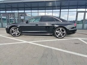 AUDI A8 3.0 TDI V6 Quattro