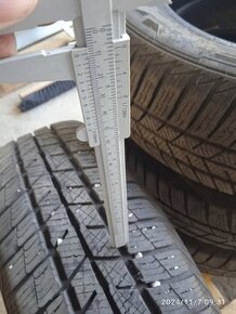 Zimné pneu BARUM 195/65 R15