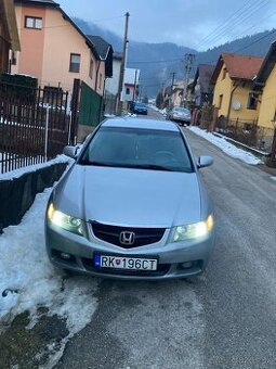 Honda Accord 2.0i 114kW