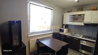 NA PREDAJ - 2 IZBOVÝ BYT S BALKÓNOM, 47 M2, SNINA