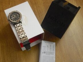 Nove Unisex hodinky NIXON chrono 38-20 silver black