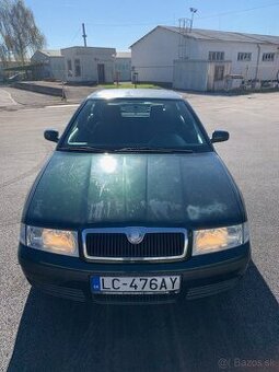 Škoda Octávia 1.6 benzín r. 2004