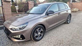 Hyundai i30 1,5 GDi 117kW Edícia 30, 12700km - 1