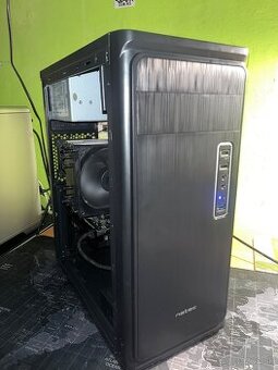 Pc i7 7700k , 16gb , 1tb ssd , gtx 1650 4gb