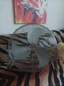 Podlahový ventilátor, 45 cm, 3 rýchlosti, chróm, 114W