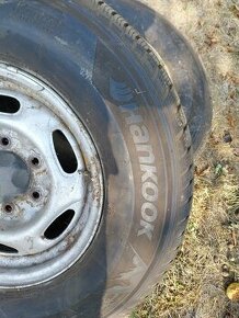 Predám komplet kolesa na Ford ranger 235/75 R15