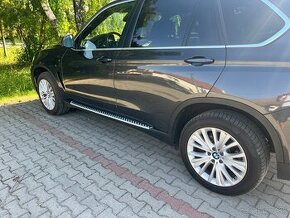 BMW X5/X6 elektrony 5X120 255/50 R19 Zimne Pirelli Run Flat