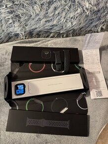 Predám Apple Watch SE 1.GEN NIKE 2020 44mm, TOP STAV