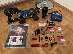 TRAXXAS E REVO VXL