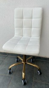 Dizajnová kancelárska stolička - 1